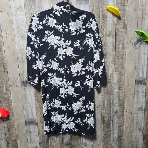 Spiritual Gangster Maya Black Floral Cardigan OS - Picture 3 of 5